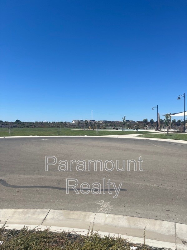 Building Photo - 17306 Canutes Ct