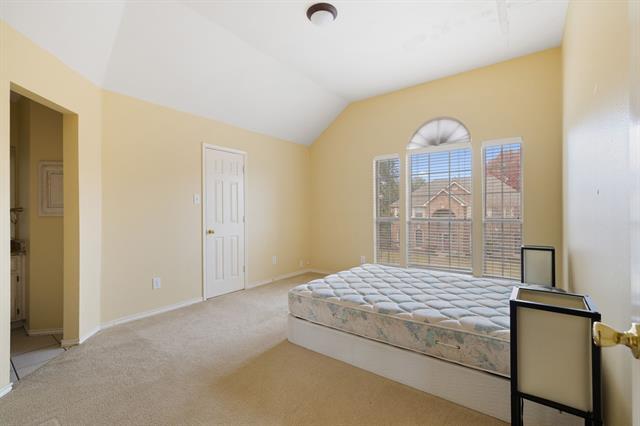 Building Photo - 2116 Houlton Ln