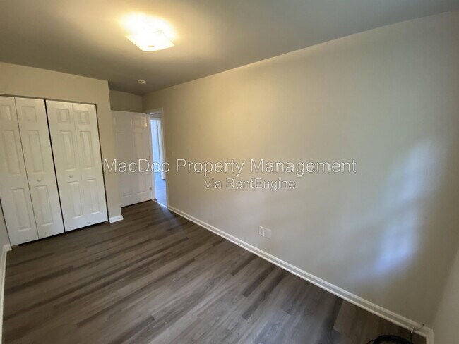 Building Photo - 130 Janney Ct
