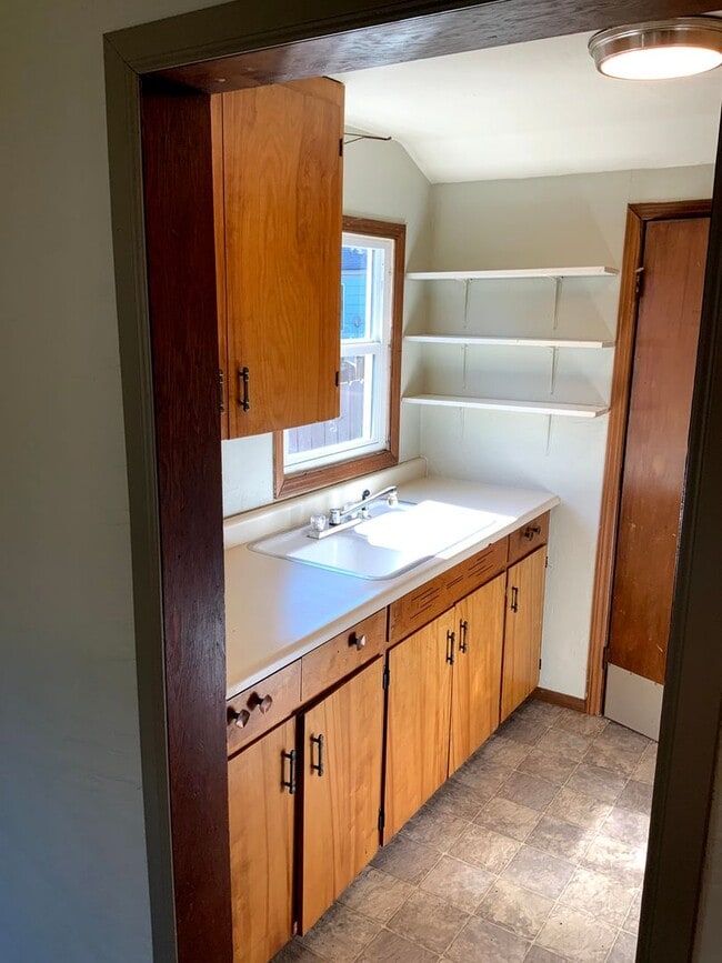 Building Photo - 1 Bedroom House in Whiteaker Neighborhood