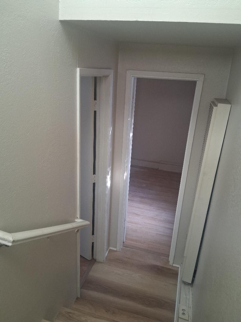 Building Photo - 1317 Chanticleer Ave