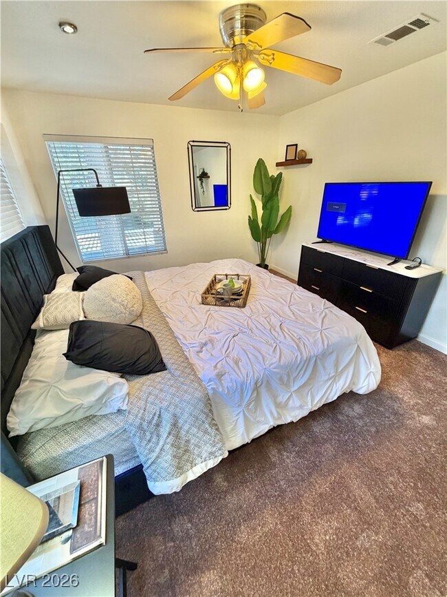 Building Photo - 2200 S Fort Apache Rd