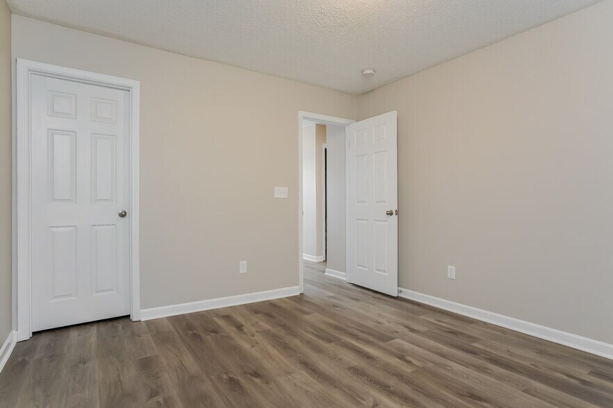 Building Photo - 5816 Carretta Ct