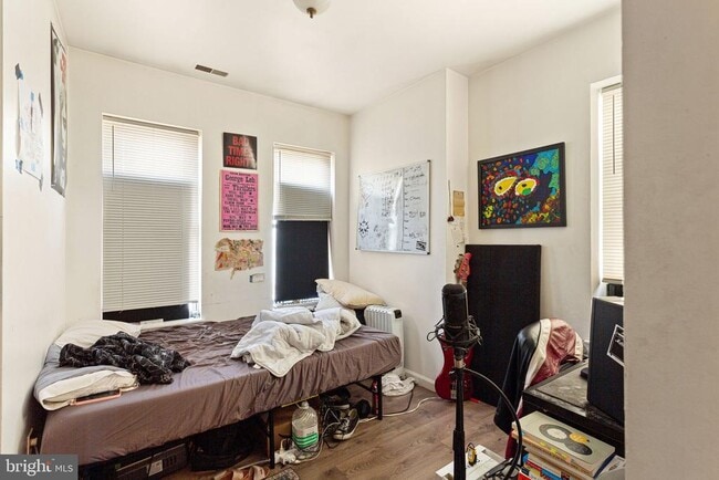 Building Photo - 1910 N 17th St