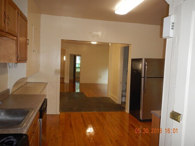 Building Photo - 430 Westcott St