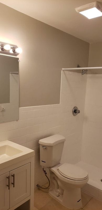 Building Photo - 5704 NW 28th St