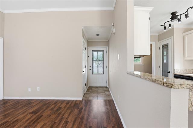 Building Photo - 108 George St