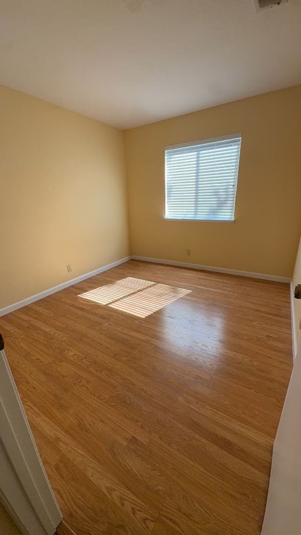 Building Photo - 649 Daffodil Dr