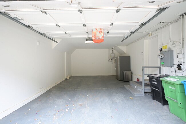 Building Photo - 4058 20th St