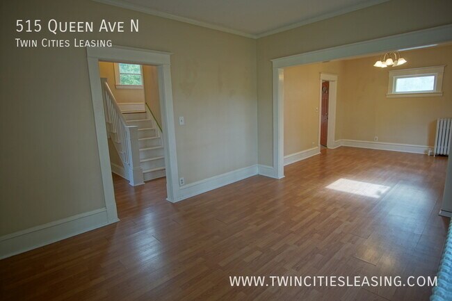 Building Photo - 515 N Queen Ave