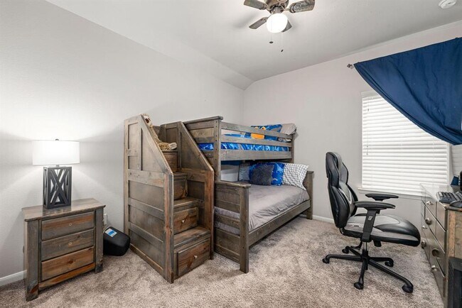 Building Photo - 16202 Coyote Run Ln