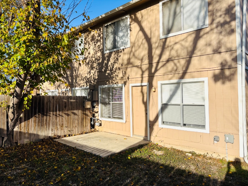 Building Photo - 6303 Worchester Knoll