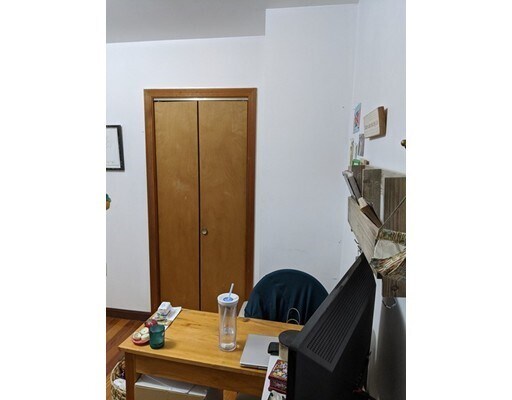 Building Photo - 48 Litchfield St