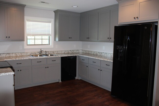 Building Photo - Brookhill Terrace Athens City Schools