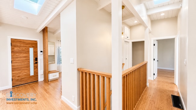 Building Photo - 6323 Girvin Dr