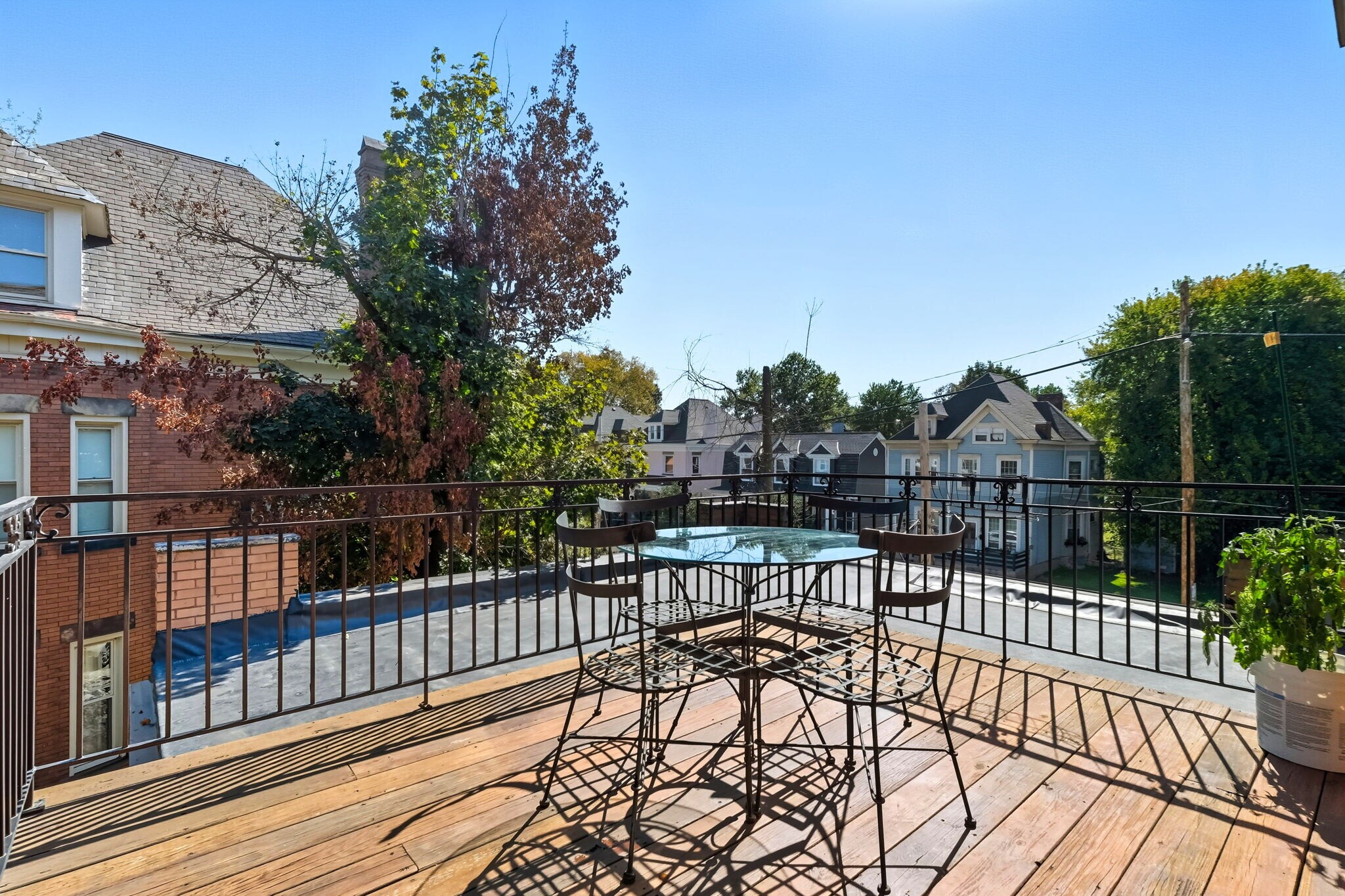 Building Photo - 480 Orchard Ave