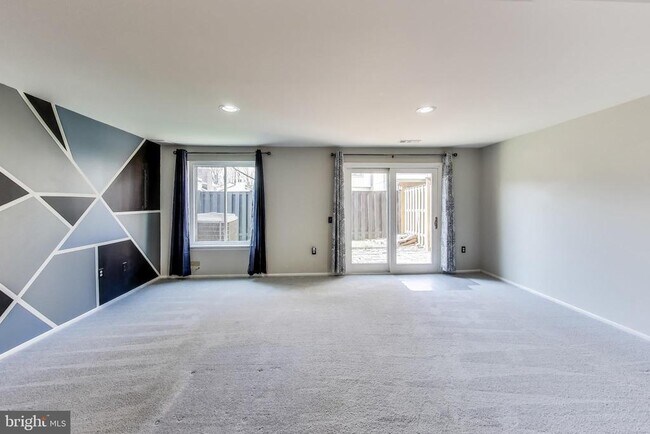 Building Photo - 18509 Owl Run Way