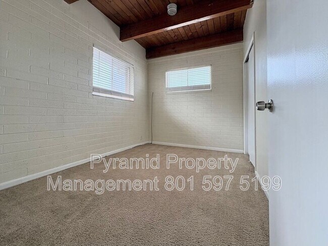 Building Photo - 353 S 1100 E