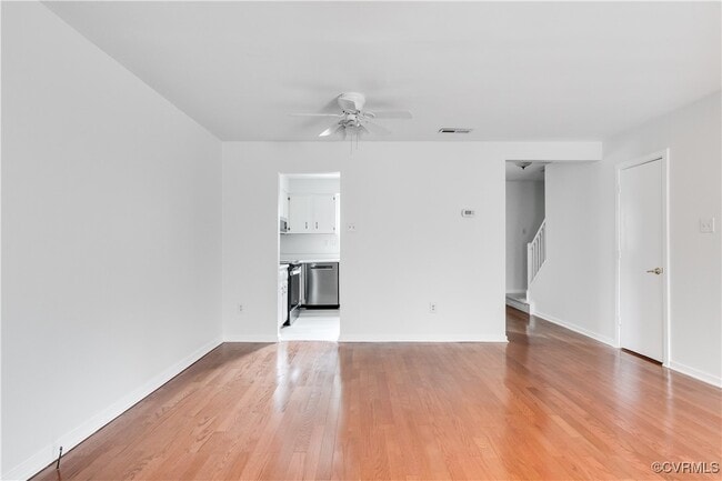 Building Photo - 5543 Forest Hill Ave