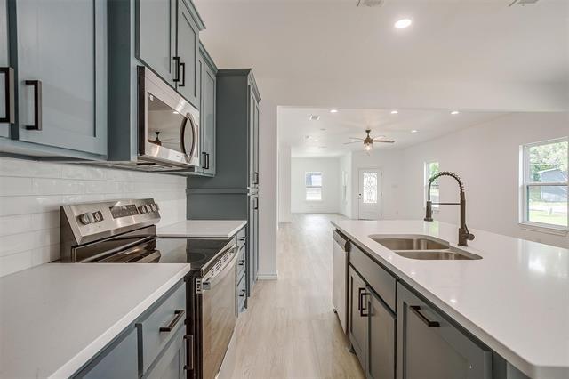 Building Photo - 3815 Silver Creek Ct