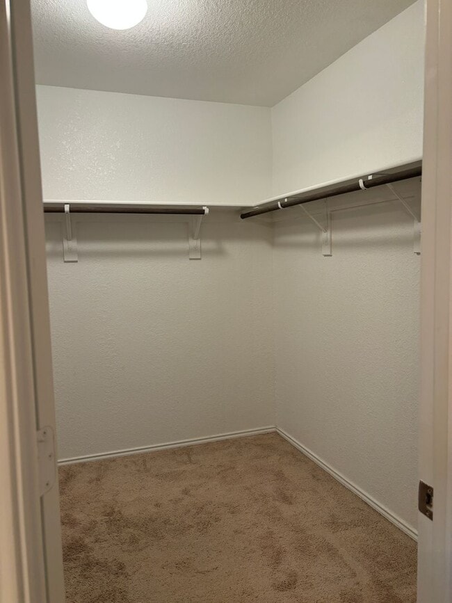 Building Photo - EMISD***3/2/2****