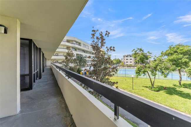 Building Photo - 1401 S Federal Hwy