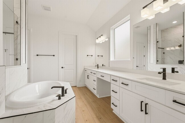Building Photo - 25234 Bamburgh Dr