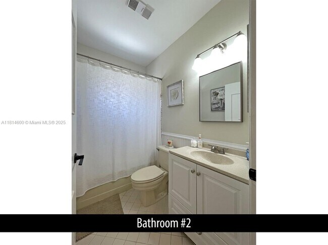 Building Photo - 6735 Via Regina