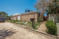 Building Photo - 11222 Forked Bough Dr