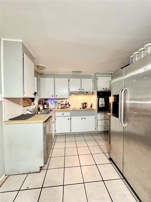 Building Photo - 10273 109th Ave