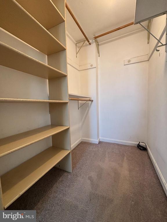 Building Photo - 1218 Riverside Ave