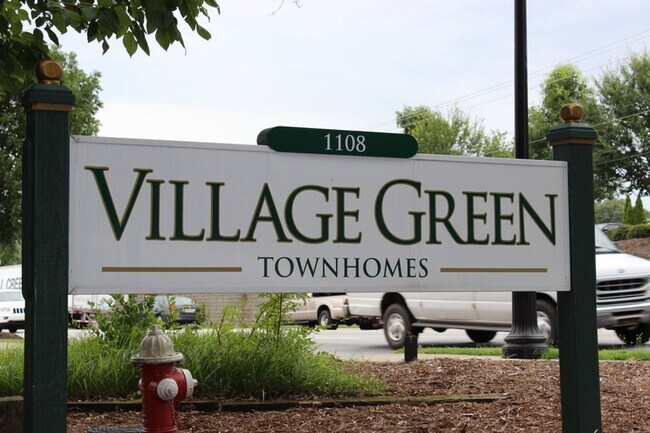 Primary Photo - 2 Bedroom 1.5 Bath Townhouse Village Green