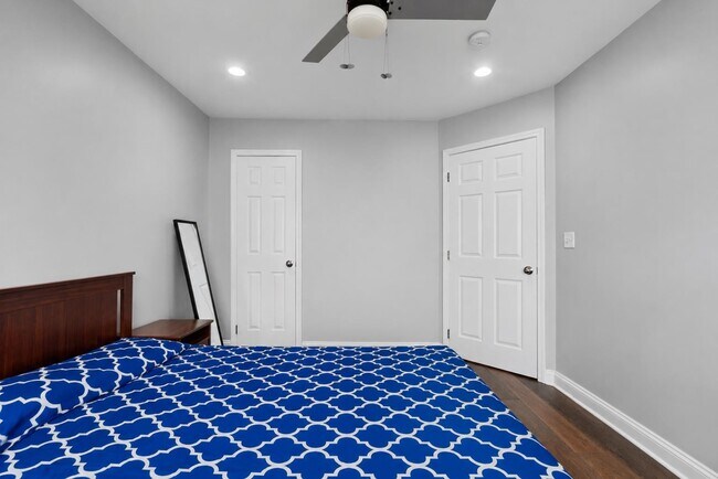 Building Photo - 209 Blue Heron Dr