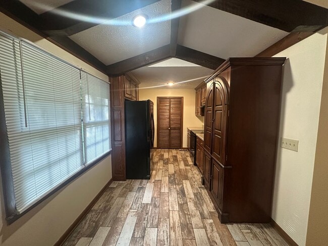 Building Photo - Charming 3 Bedroom, 2 Bathroom Home in Lenlock!