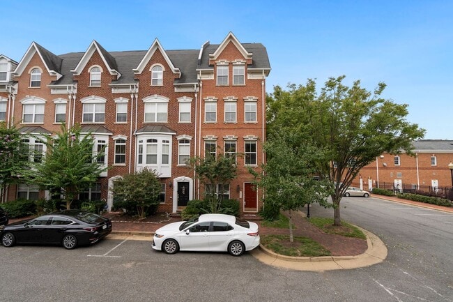 Building Photo - COMING SOON - Great 4 level end unit TH in...