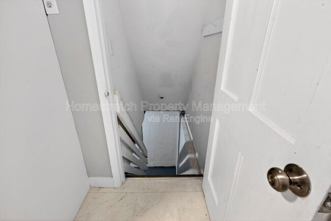 Building Photo - 7431 Esterbrook Dr