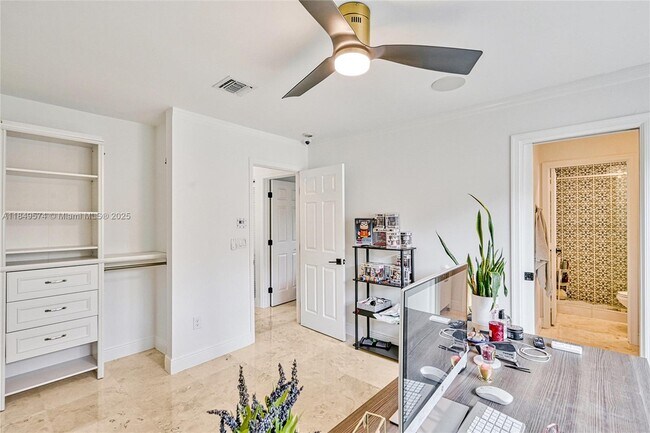 Building Photo - 1500 SW 171st Terrace