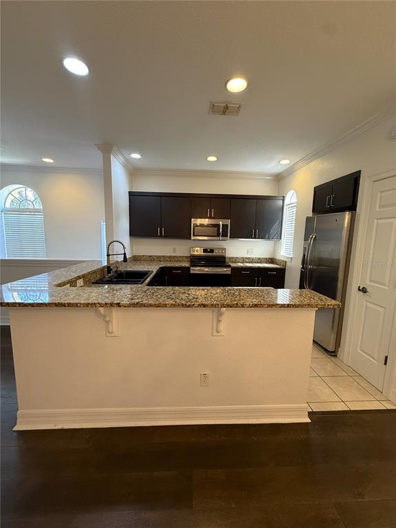 Building Photo - 3336 Las Campos Pl