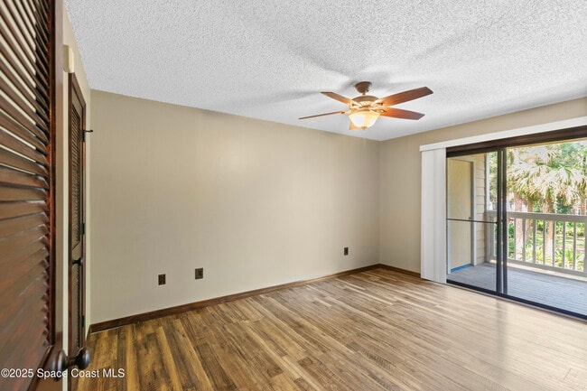 Building Photo - 225 S Tropical Trail