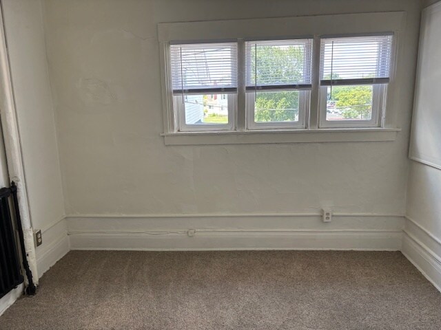 Building Photo - 212 W Hillsdale St