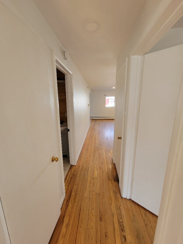 Building Photo - 2339 Boas St