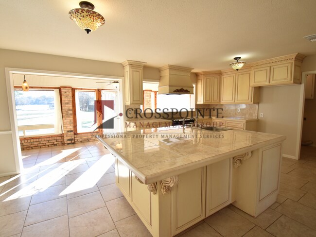 Building Photo - Coming Soon! 3 Bedroom Home On Lake Tyler!