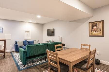 Building Photo - 4950 Fitch Pl NE