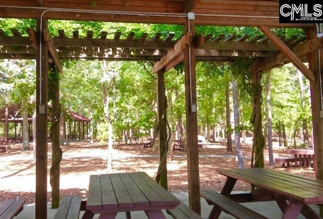 Building Photo - 218 Bones Rd