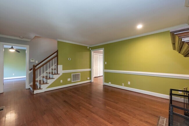 Building Photo - 7 Weathergreen Ct
