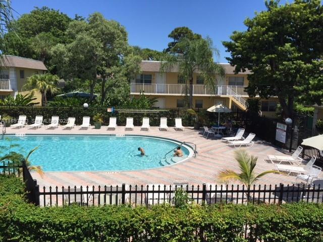 Building Photo - 5174 NE 6th Ave