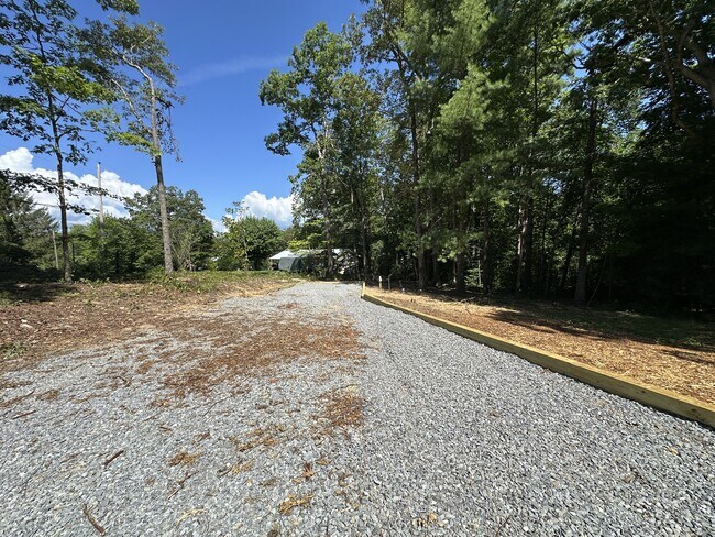 Building Photo - 226 Church St