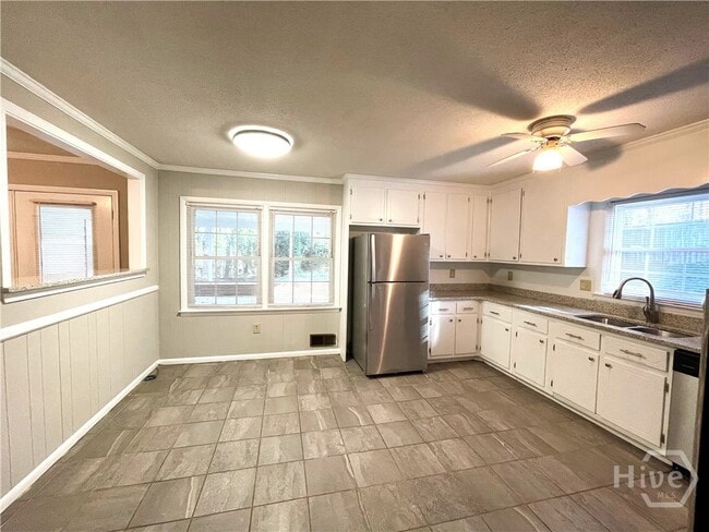 Building Photo - 210 Davis Estates Rd