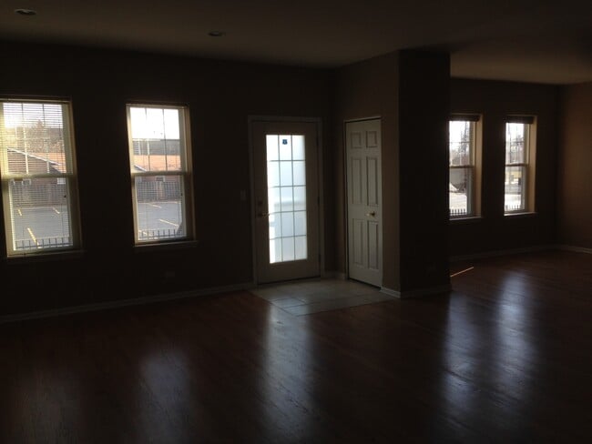 Building Photo - 8217 Lincoln Ave