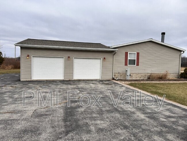 Building Photo - 5024 Shamrock Way